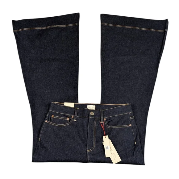 Alice + Olivia SB High Rise Bell Jean Dark Rinse NWT $330 Size 30 J1739 - Picture 2 of 9